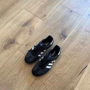 Adidas Men's Black Sambas